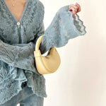 <先行公開>Vネックフリルデザインメッシュニット　2色入 - SonderSable