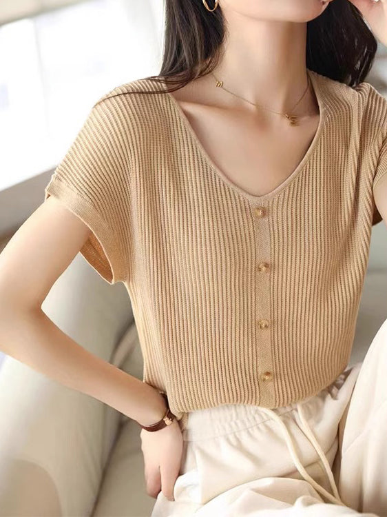 V-neck jewel button knit in 4 colors