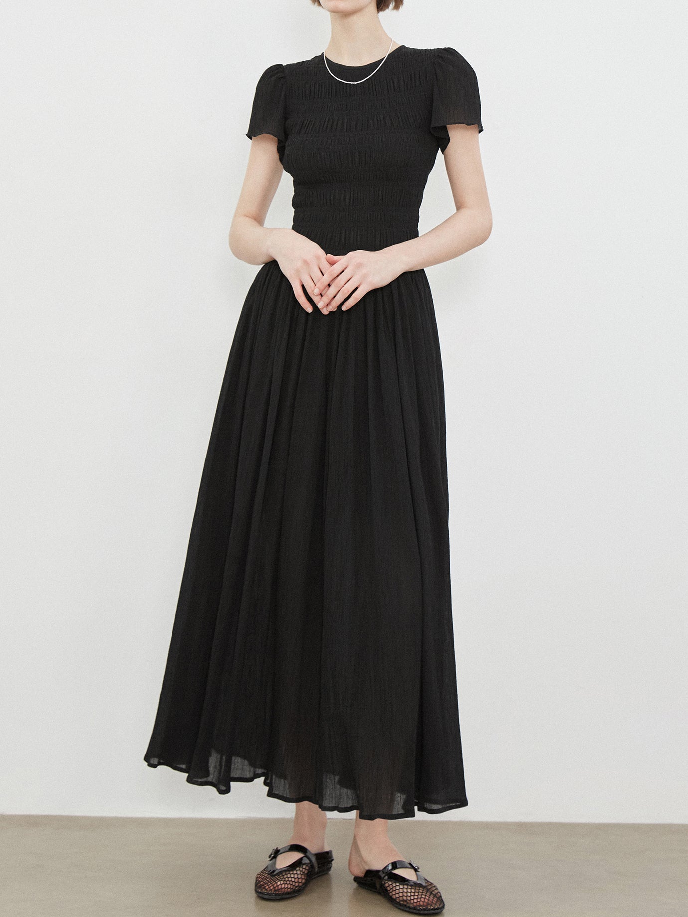 Shirring flare dress in 2 colors