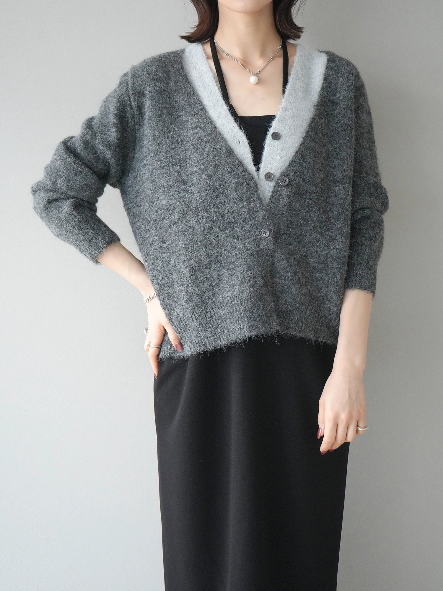 Color-coordinated layered knit cardigan (2 colors)