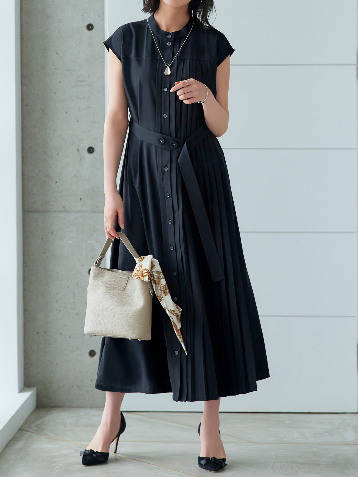 French Sleeve Pleated Panel Long Dress 5 Colors