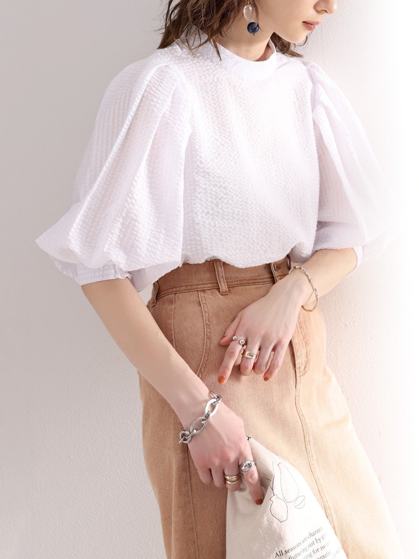 Power shoulder conscious blouse in 4 colors