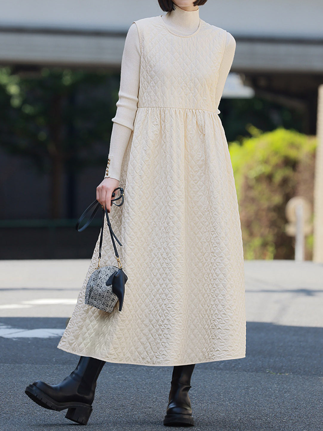 Quilted Gathered Flared Long Dress in 2 Colors