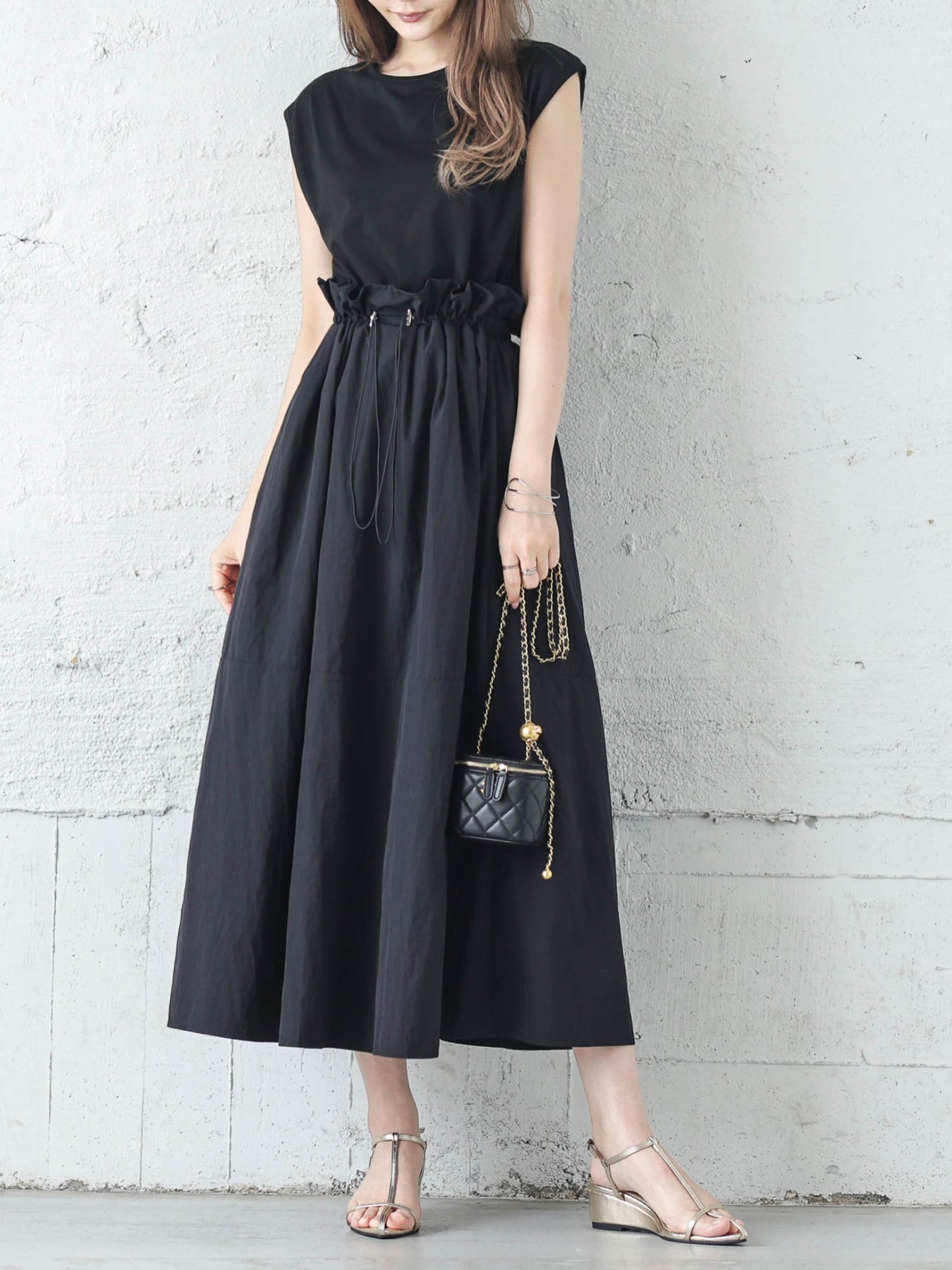 Cut and sewn docking drawstring frill dress in 5 colors