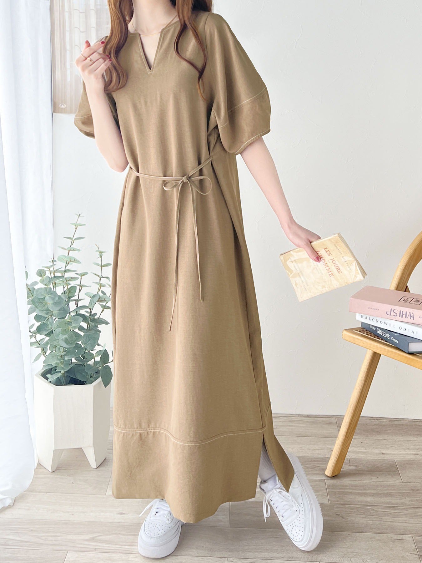 Front and back 2-way color-matched stitched lantern sleeve dress, 4 colors