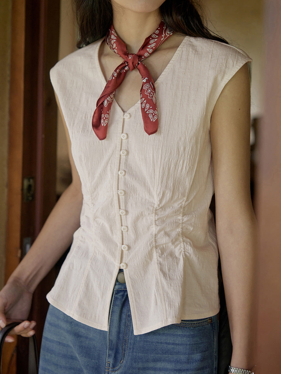 V-neck shirred gathered blouse in 2 colors