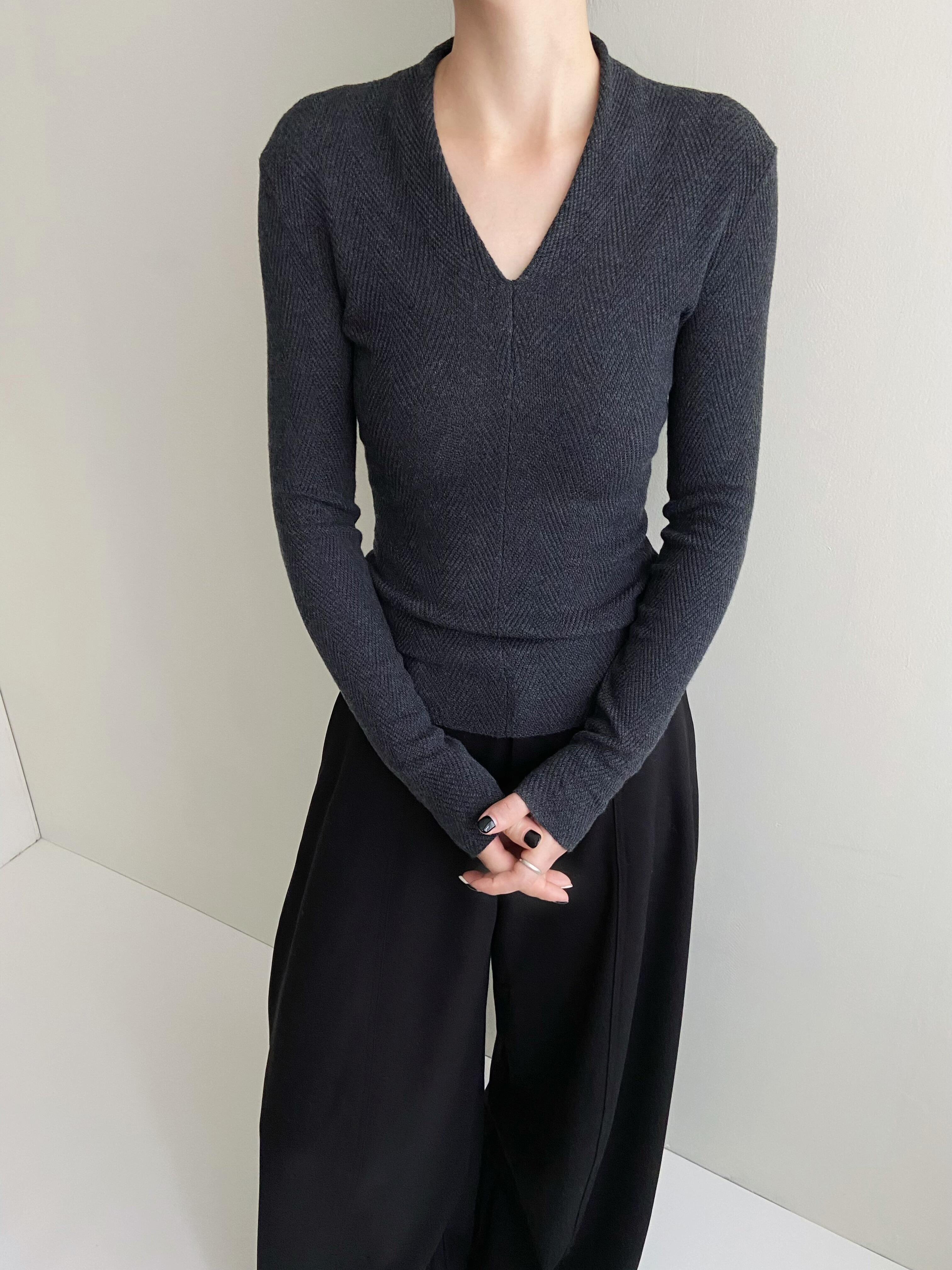 Vネックフィットニット　6色入