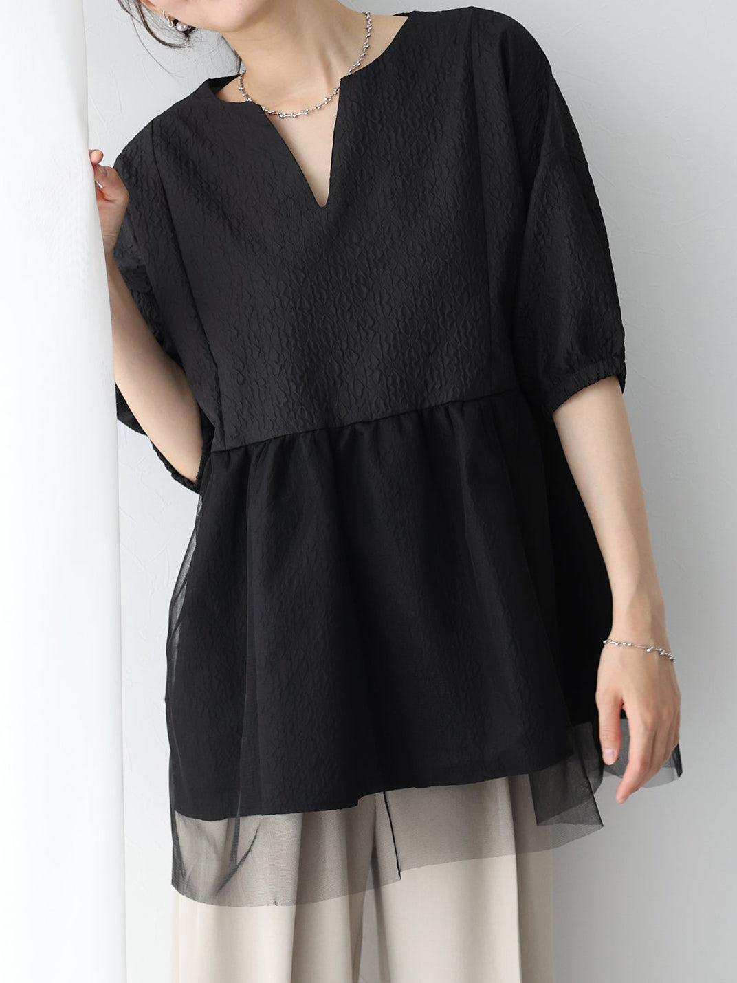 Layered tulle jacquard blouse in 3 colors