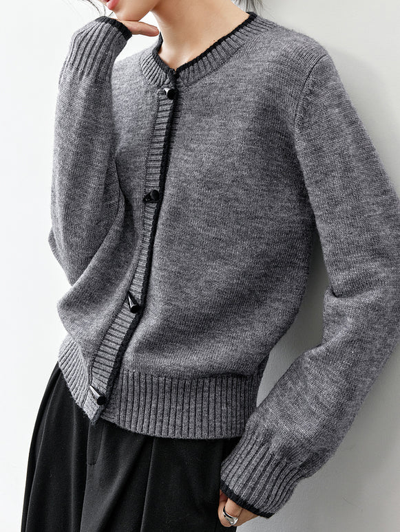 Color-matched toggle button knit cardigan in 2 colors