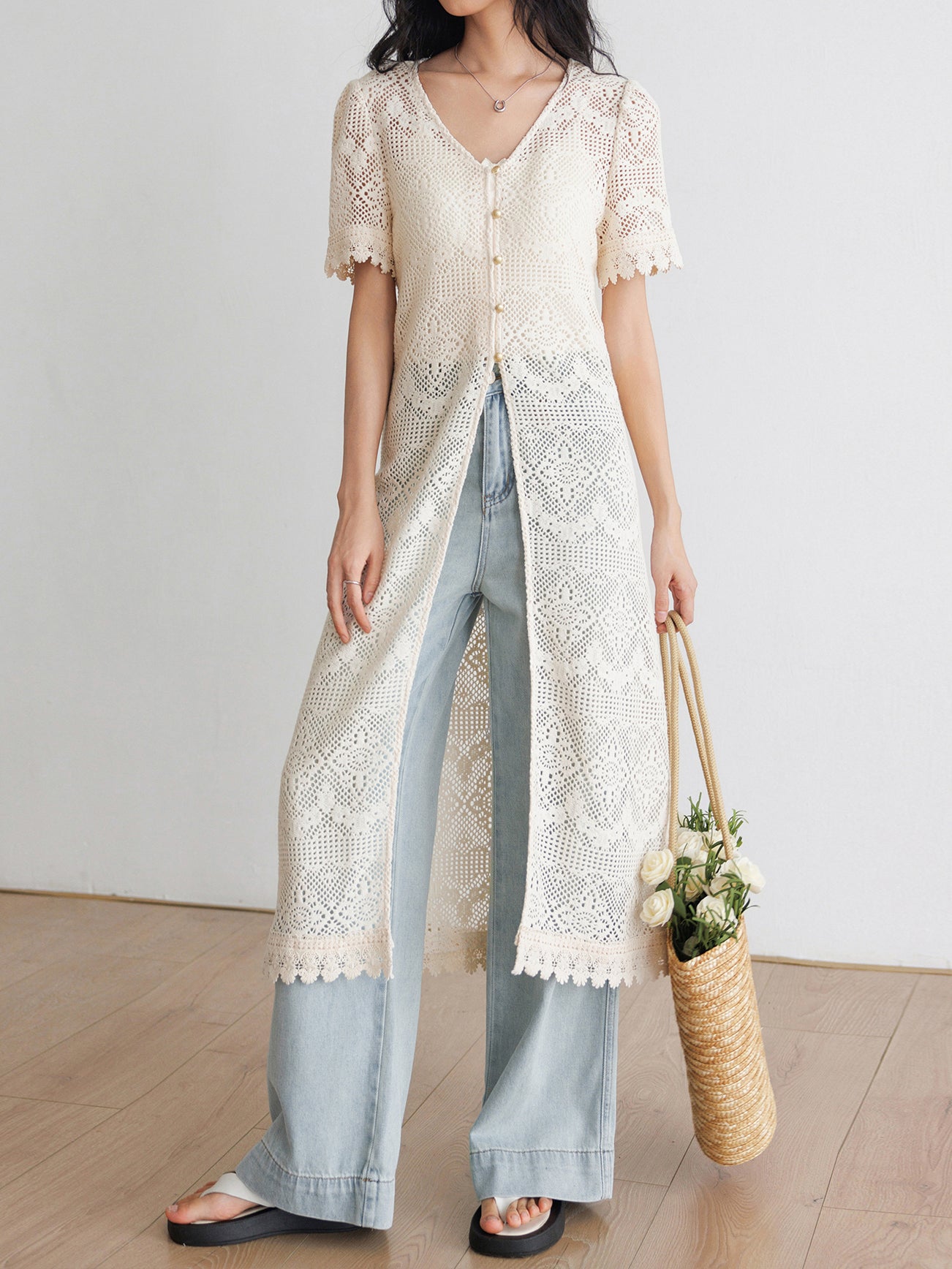 V-neck short-sleeved lace long jacket top (2 colors)