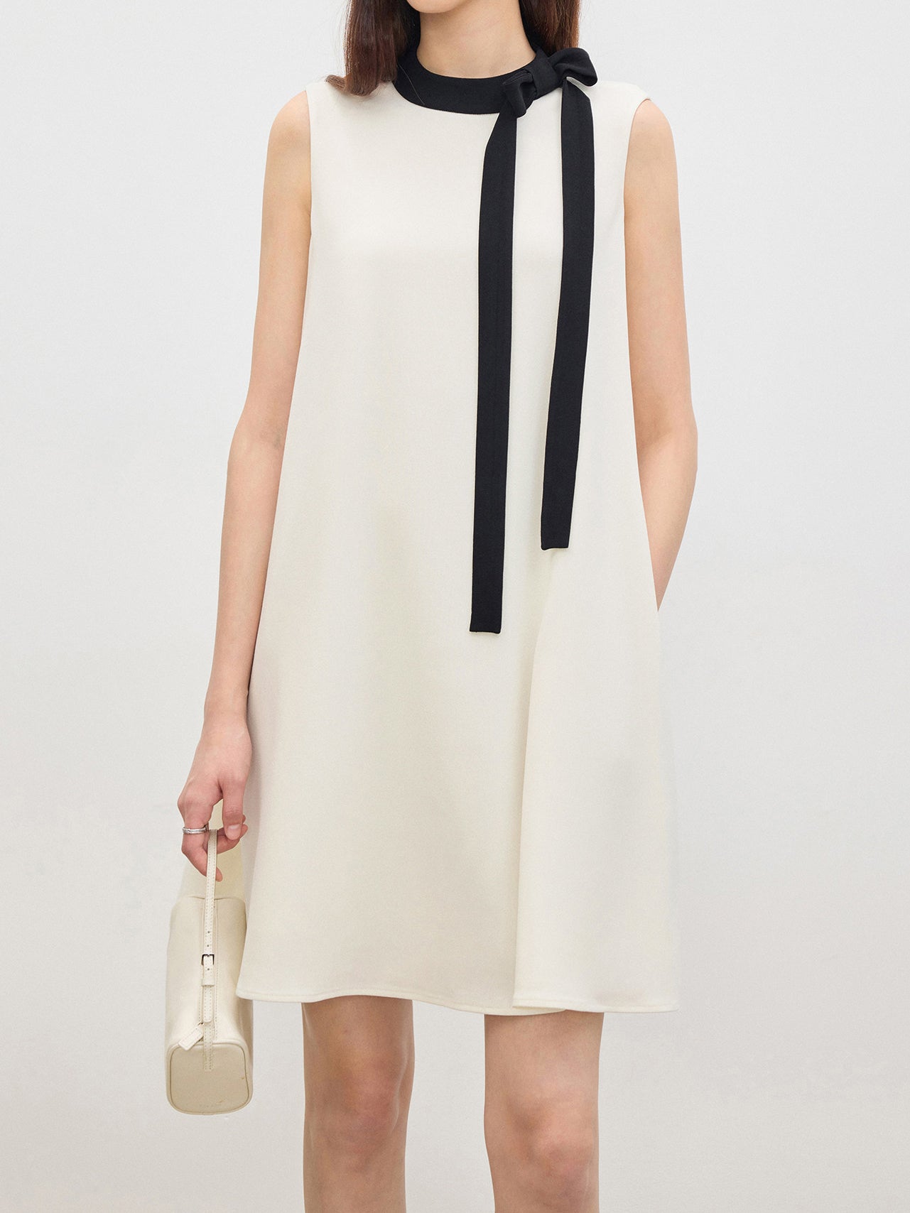 Two-tone Bow-tie Sleeveless Dress (Available in 2 Colors)