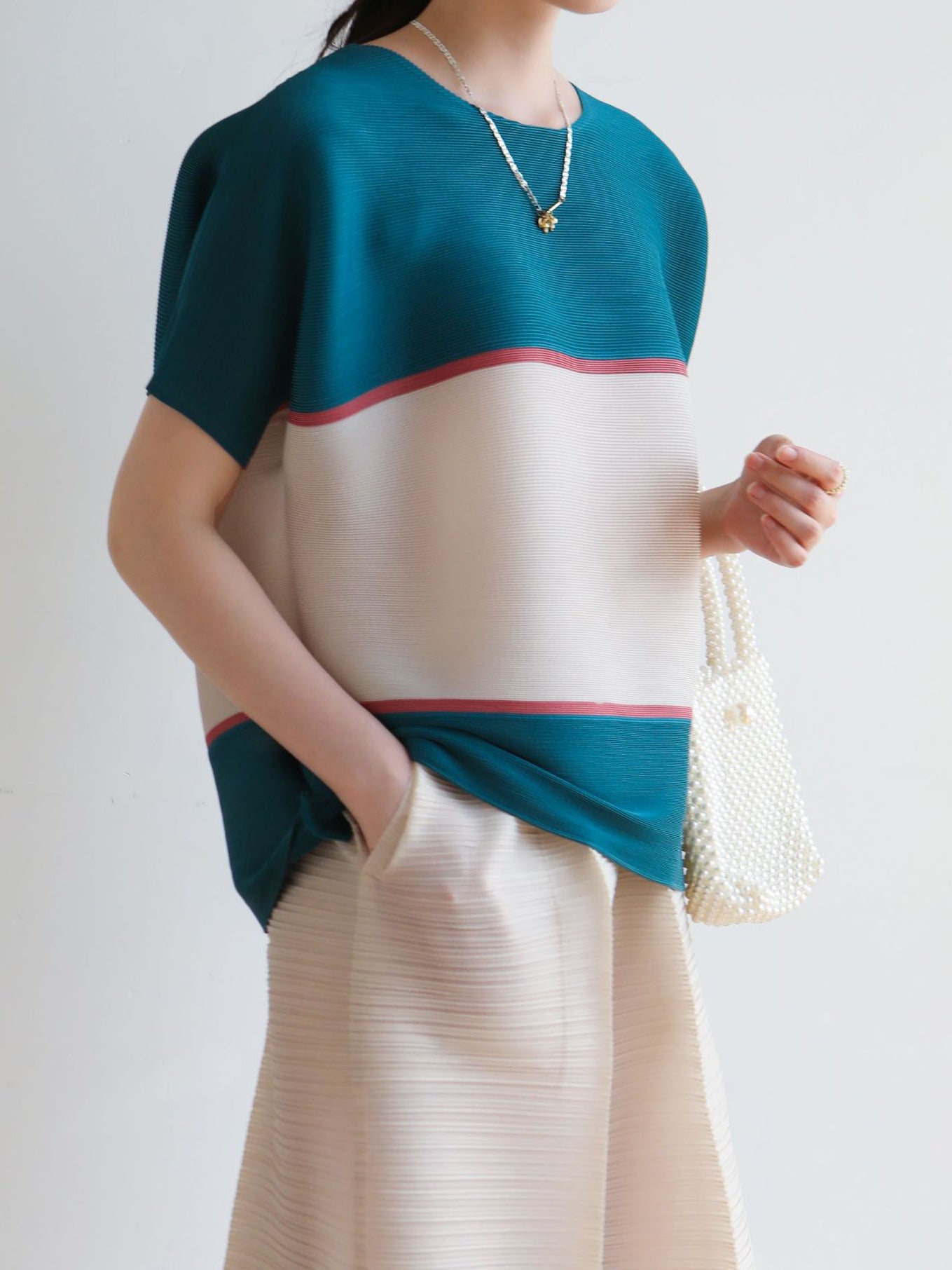 Two-Tone Pleated T-Shirt - 6 Colors