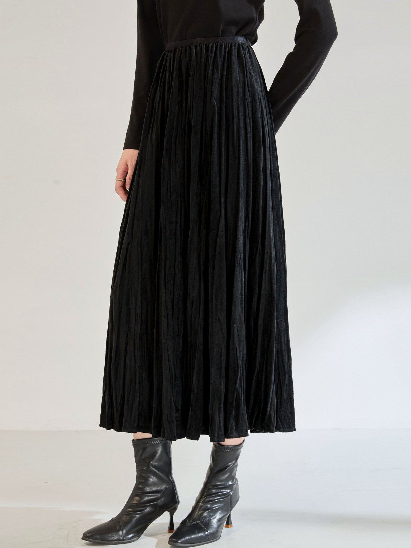 Velvet pleated skirt (3 colors)