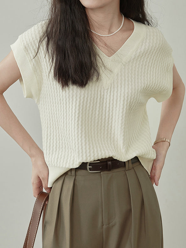 V-neck short sleeve dolman knit in 2 colors