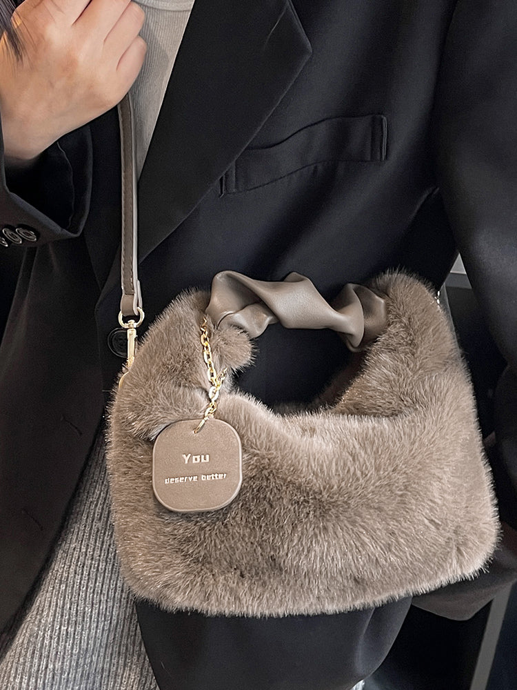 2WAYもこもこファーミニショルダーバッグ　4色入