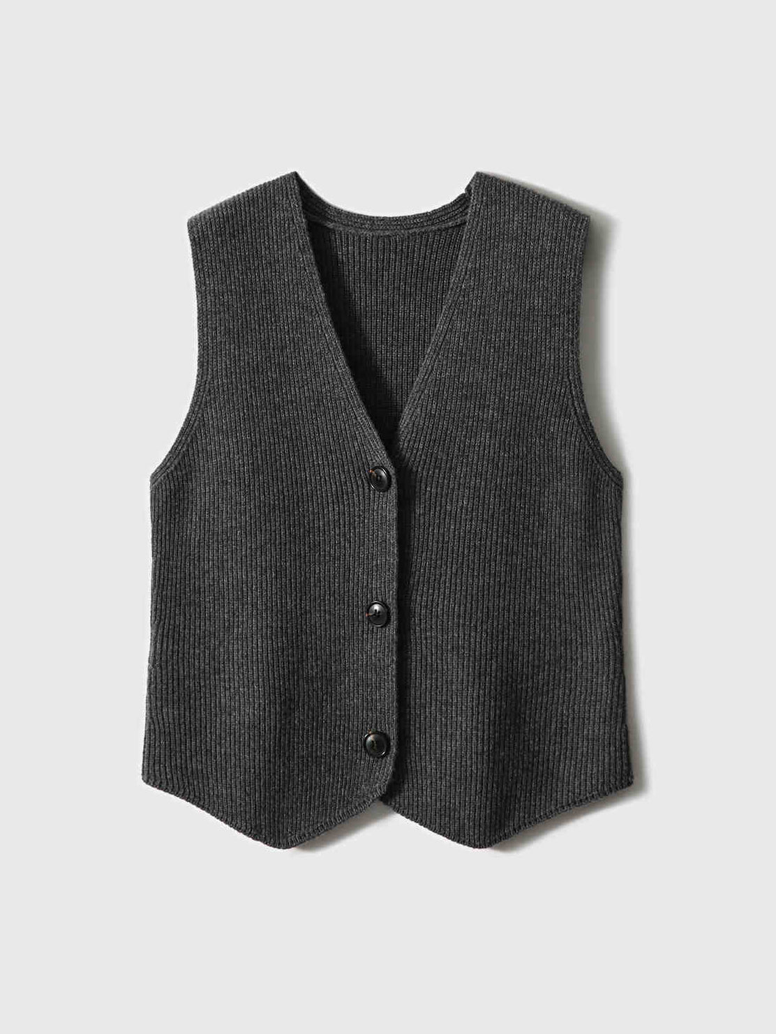 V-neck ribbed knit vest in 2 colors