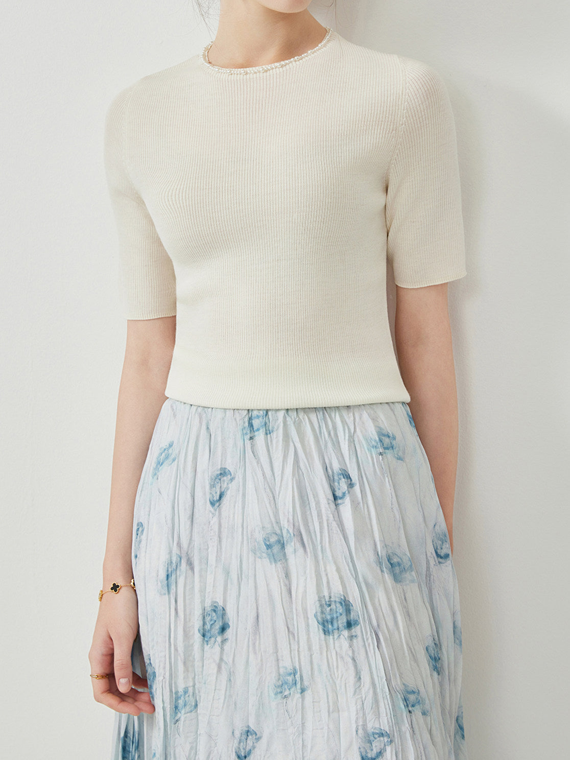 Pearl-Neck Half-Sleeve Knit Top (2 Colors)