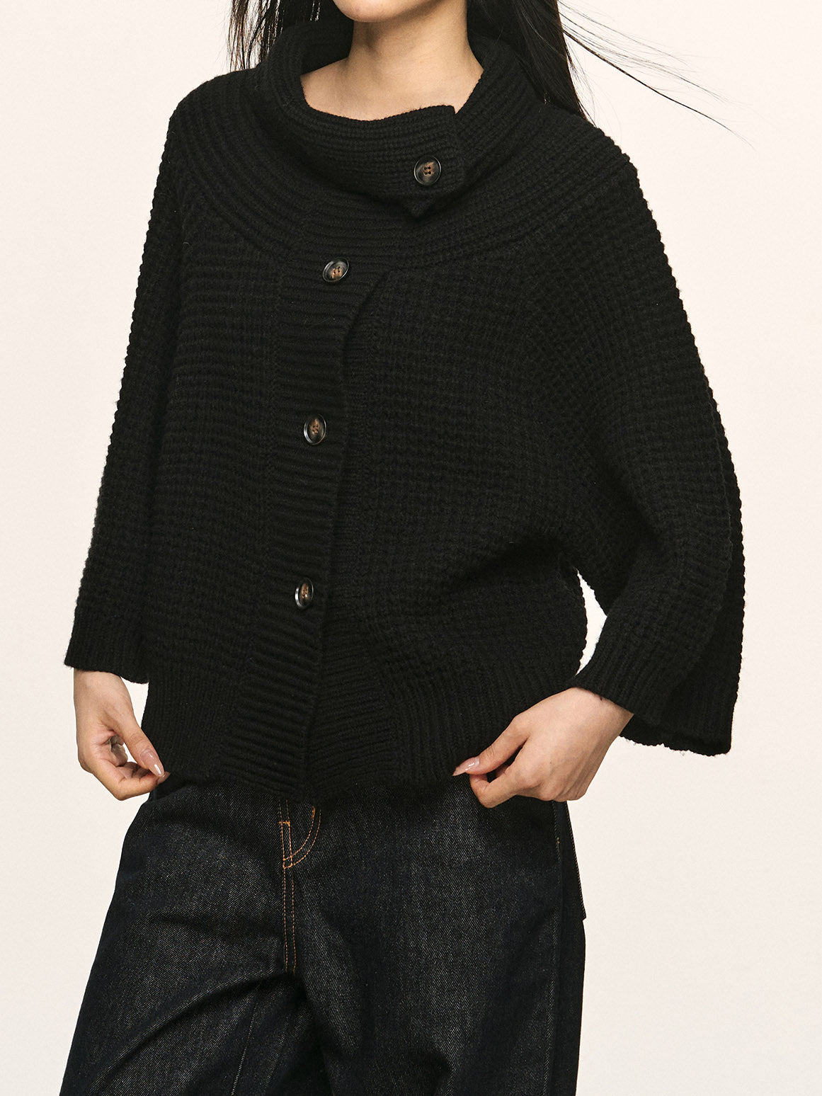 ハイネックワッフルニットカーディガン　2色入