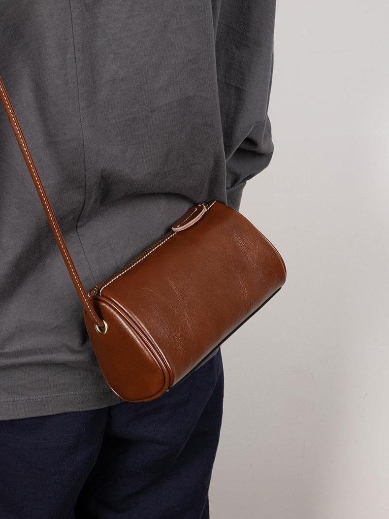 ヴィンテージ円筒形レザーショルダーバッグ　4色入 - SonderSable