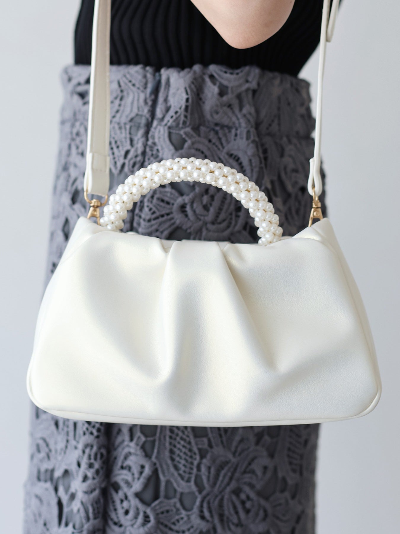Pearl handle 2-way mini bag in 5 colors