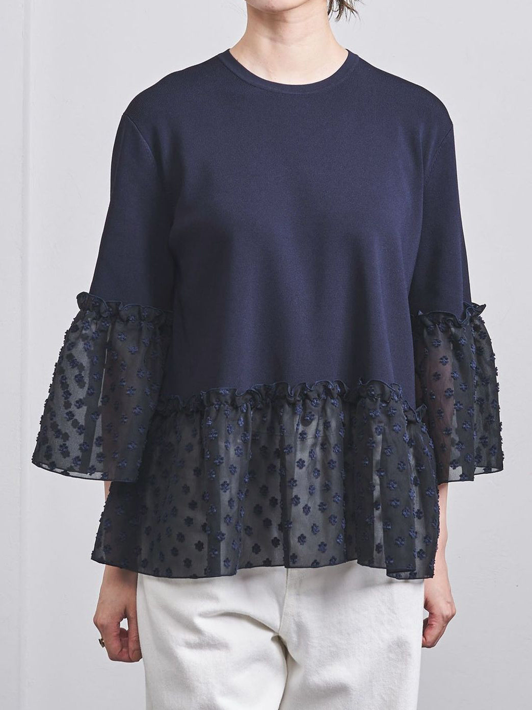 Flower cut jacquard combination T-shirt (3 colors)